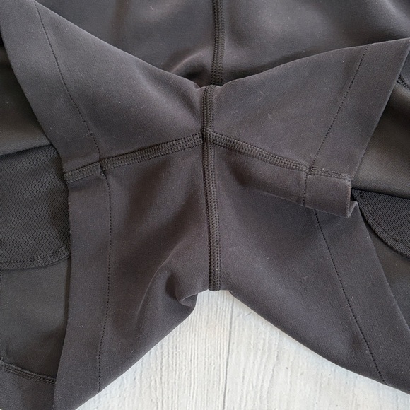 Lululemon Softstreme High Rise Short 4” Black Size 8 - Picture 4 of 6